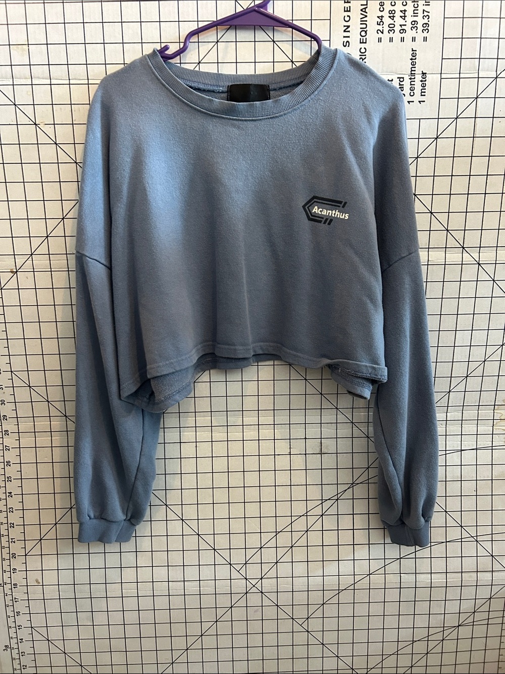 Maru Acanthus Cropped Sweatshirt